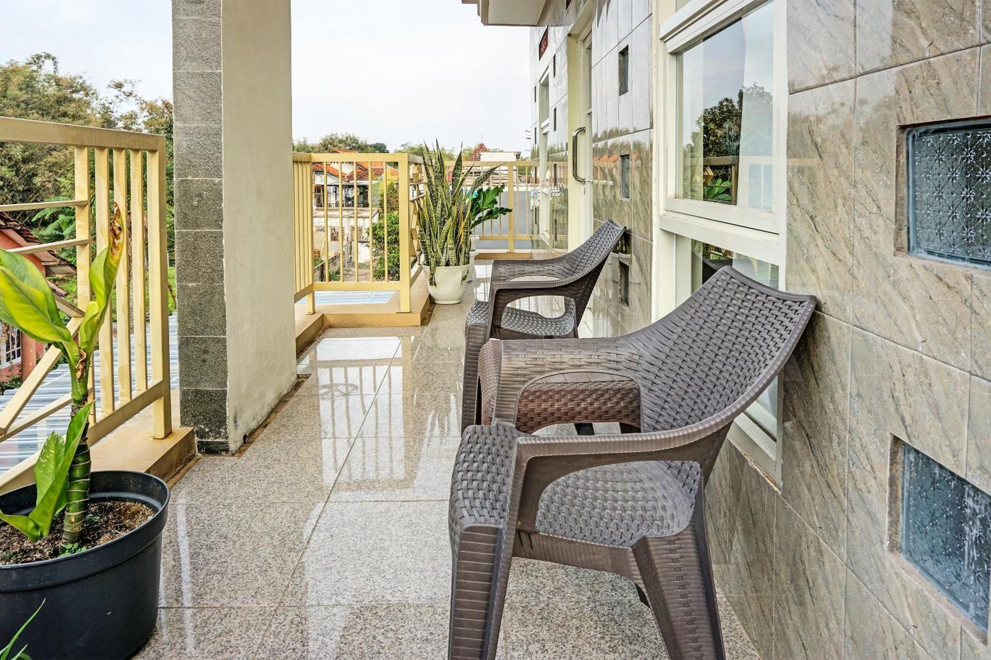 OYO 91707 Jannah Homestay Dau Bagian luar foto